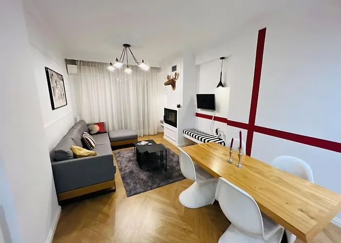 Redstripes Apartamento Tesalónica